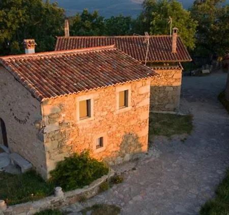 Casa Del Cerro Es Singular De Facil Acceso *